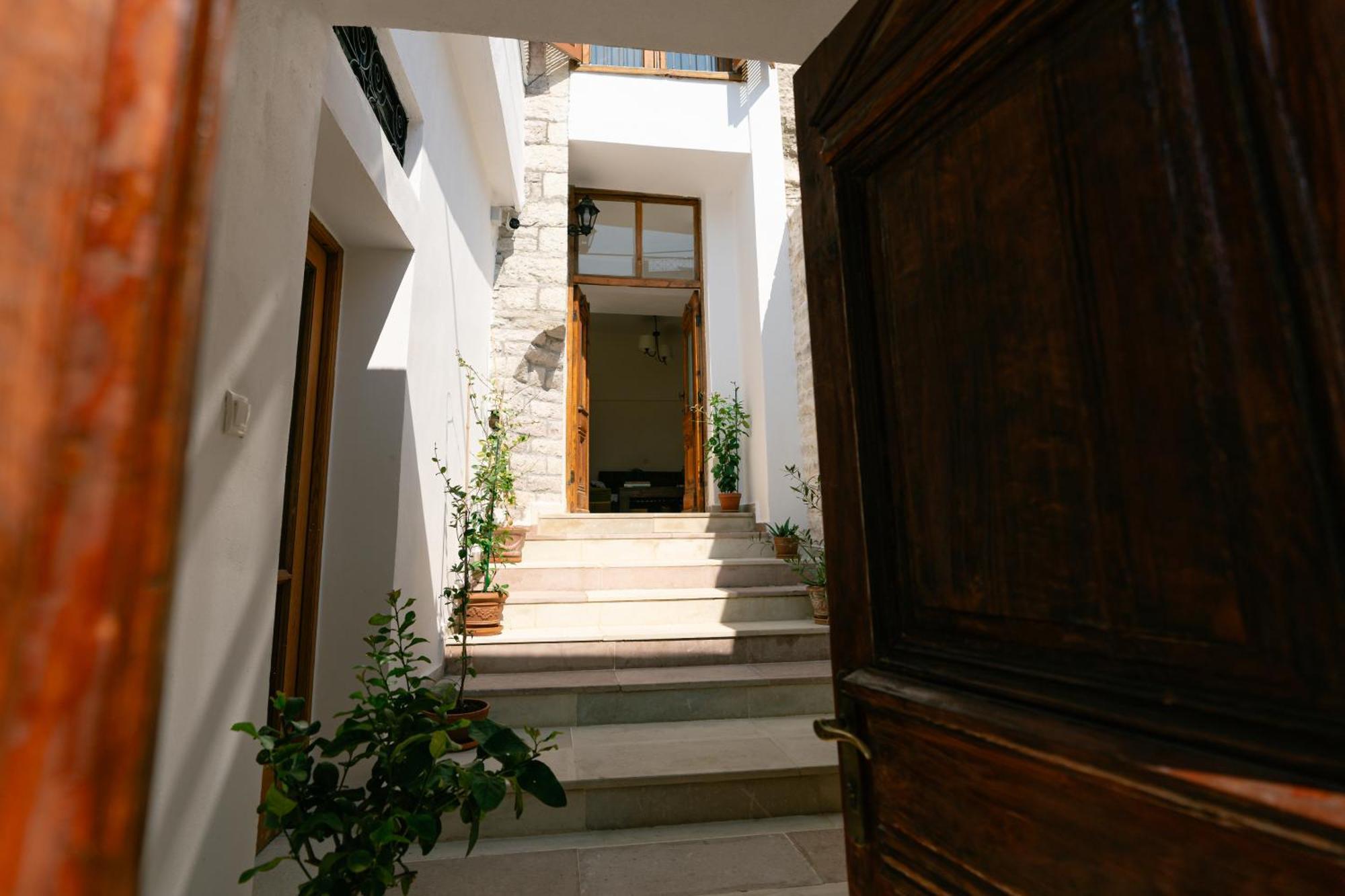 Petrichor Hotel Gjirokastra Kültér fotó