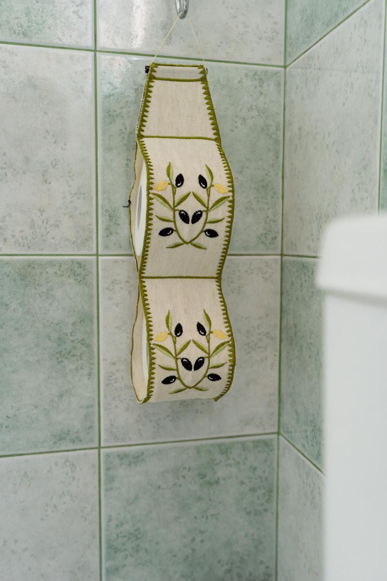 Petrichor Hotel Gjirokastra Szoba fotó
