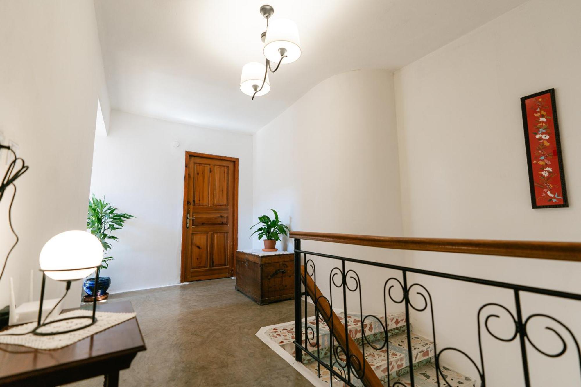Petrichor Hotel Gjirokastra Kültér fotó